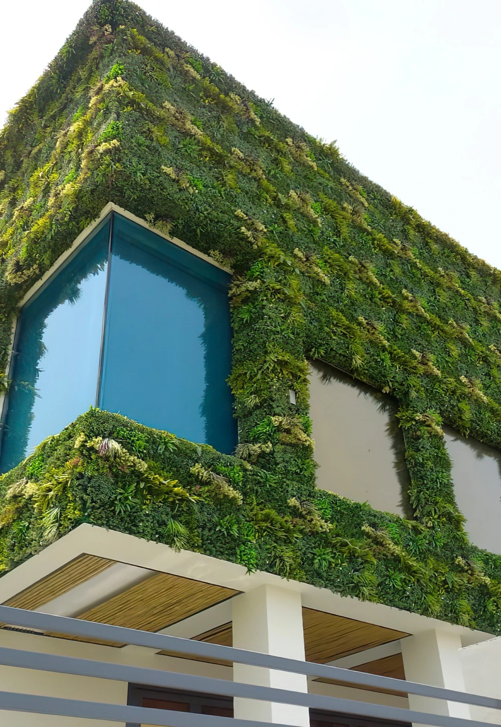 external UV resistant green wall