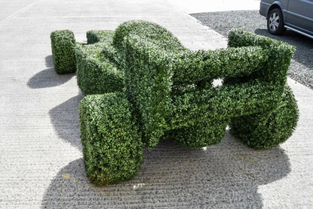 ploystyrene topiary car